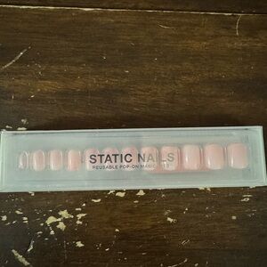 Static Nails- baby spice- brand new